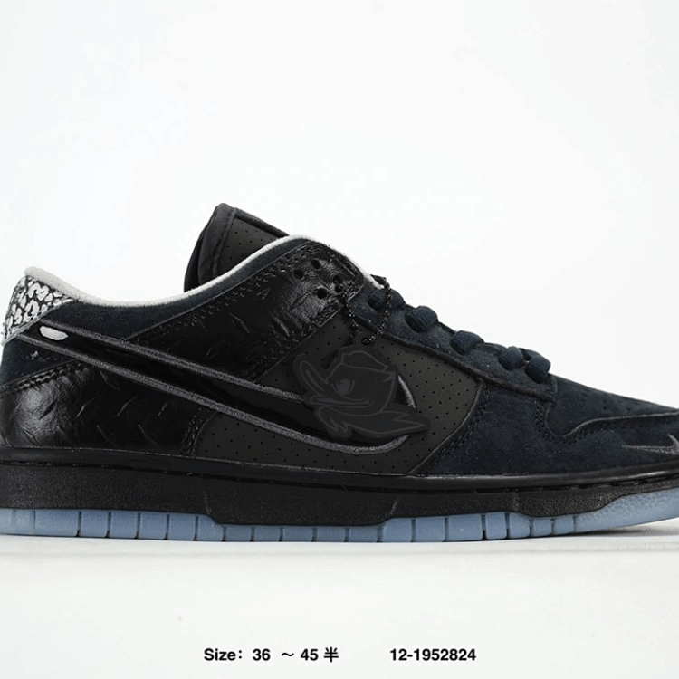 Nike SB Dunk Low Black Shoes