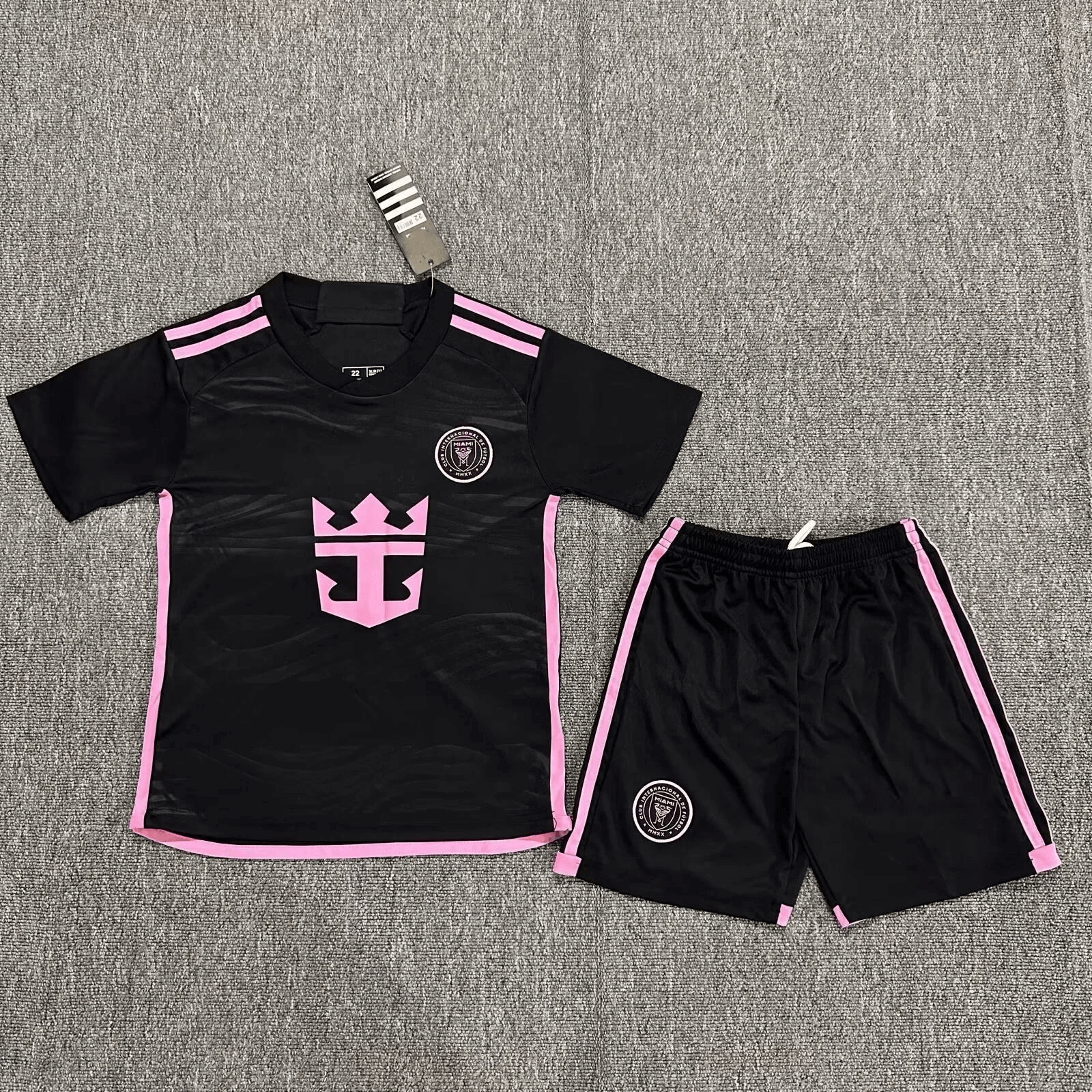 Unknown Sports Kit Black T-Shirts