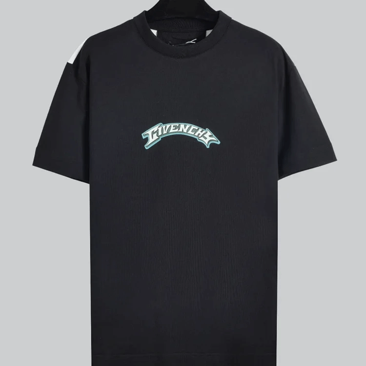 Givenchy Logo T-Shirt Black T-Shirts
