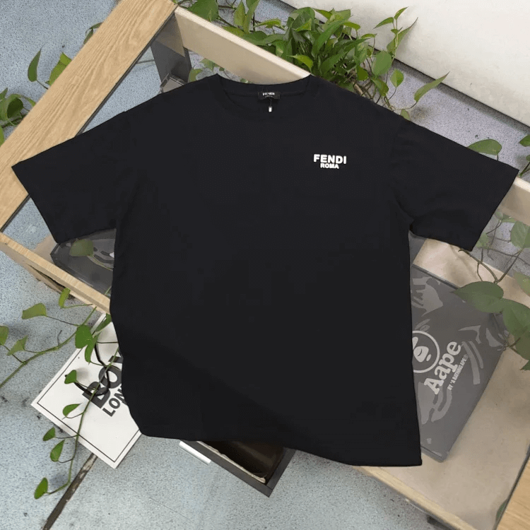Fendi Logo T-Shirt Black T-Shirts