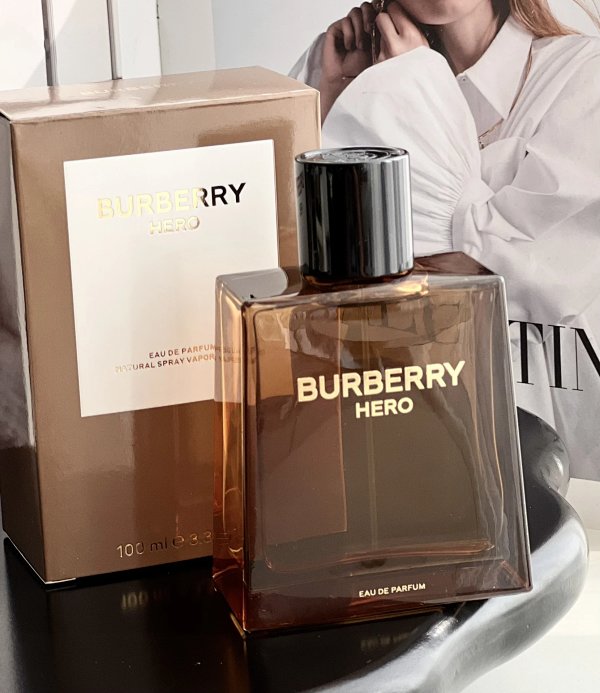 Burberry Hero Eau de Parfum in Brown - Mise
