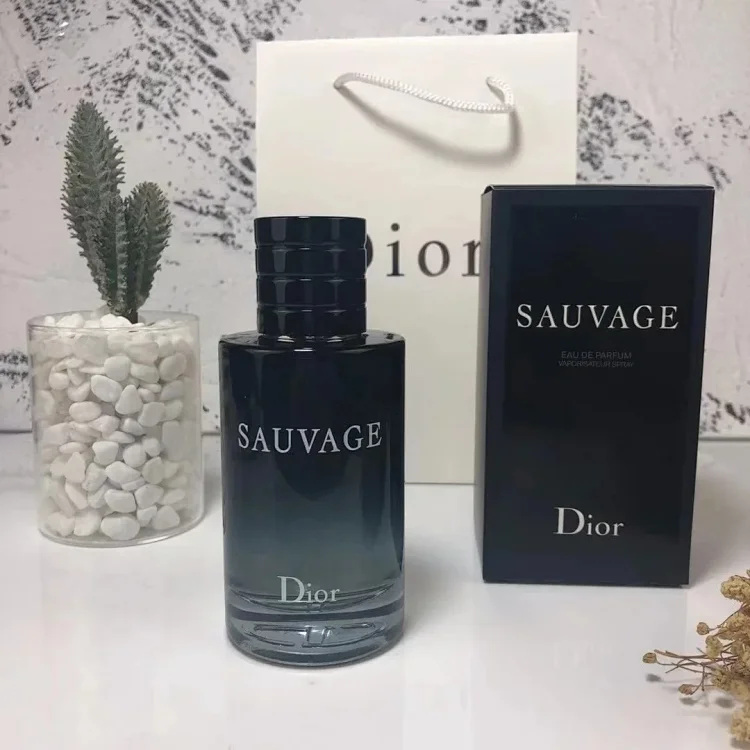 Dior Sauvage Eau de Parfum, Dark Gradient, Mise
