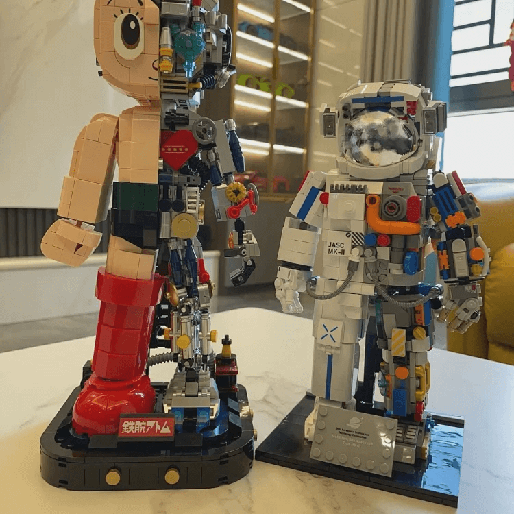 Half Mech Detail Hand-Made Mech Building Blocks,Gift for Adults and Kids(1258 Pieces)