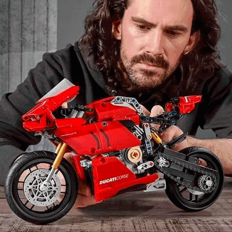 LEGO Technic Ducati Panigale V4 Red