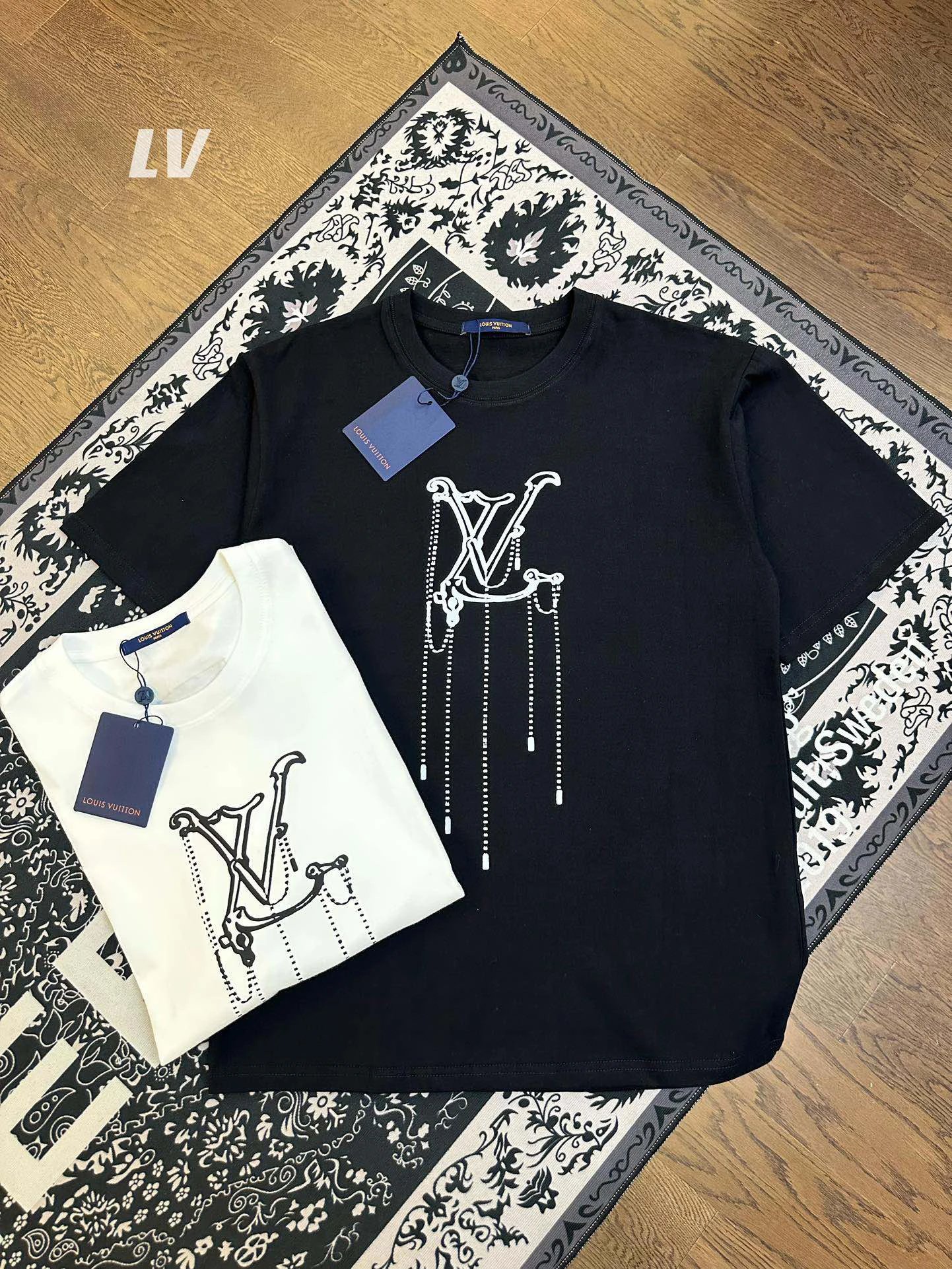 Louis Vuitton Dripping Logo T-Shirt Black/White