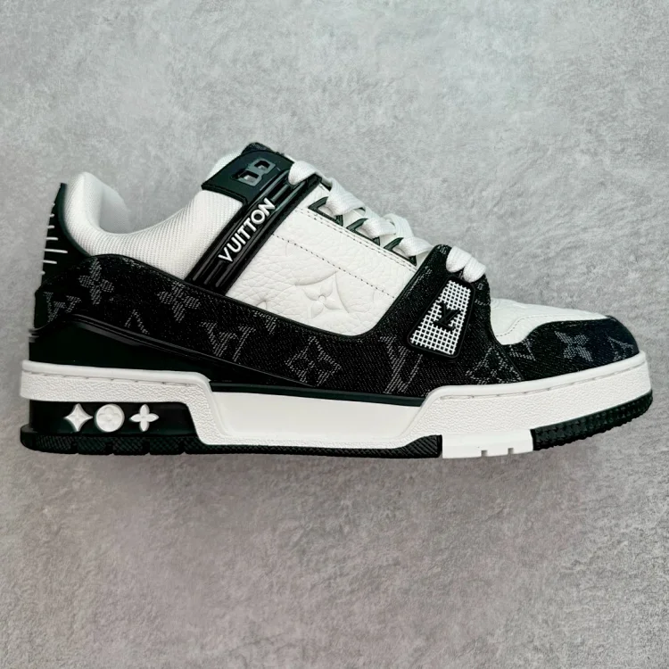 Louis Vuitton LV Sneaker Black & White Shoes