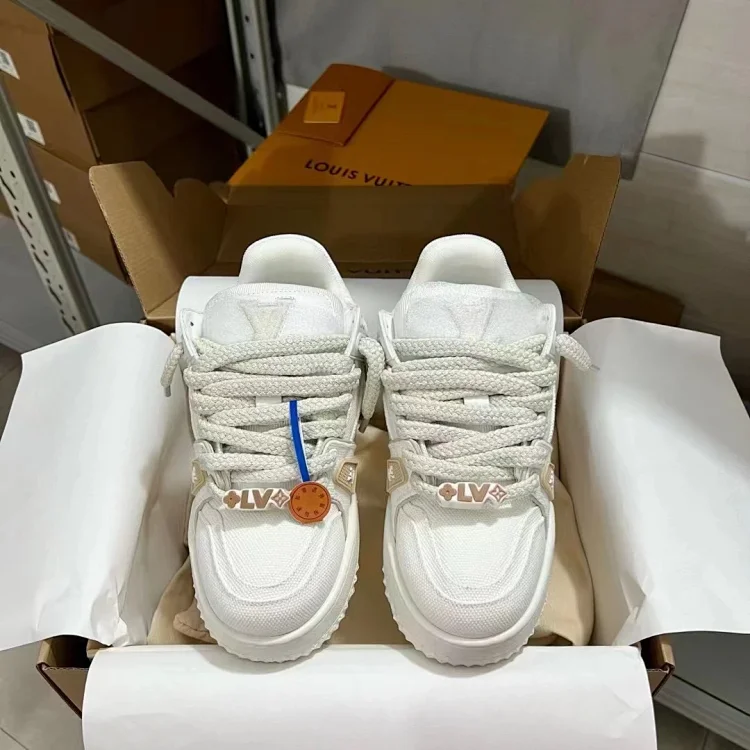 Louis Vuitton LV Sneaker White Shoes