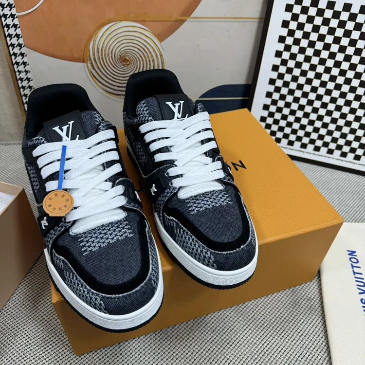 Louis Vuitton Sneakers Black and Gray Shoes