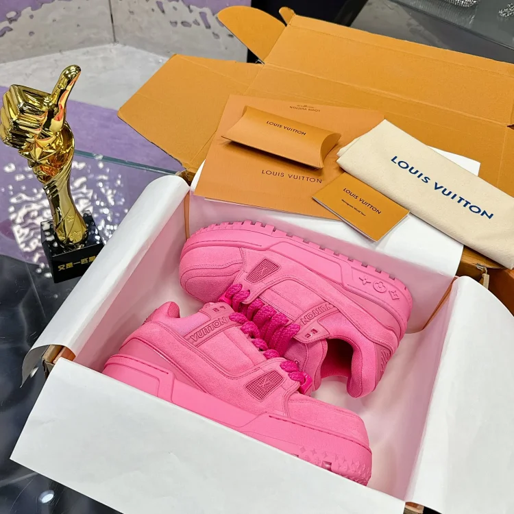 LV Trainer Maxi Sneaker