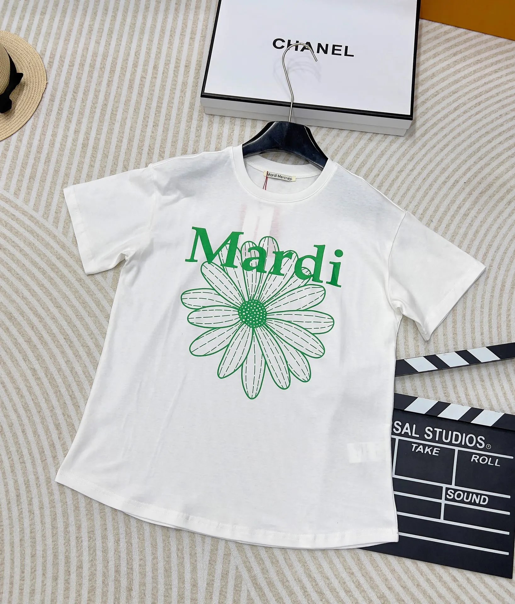 Mardi Mercredi Mardi Mercredi Green Daisy T-Shirt White