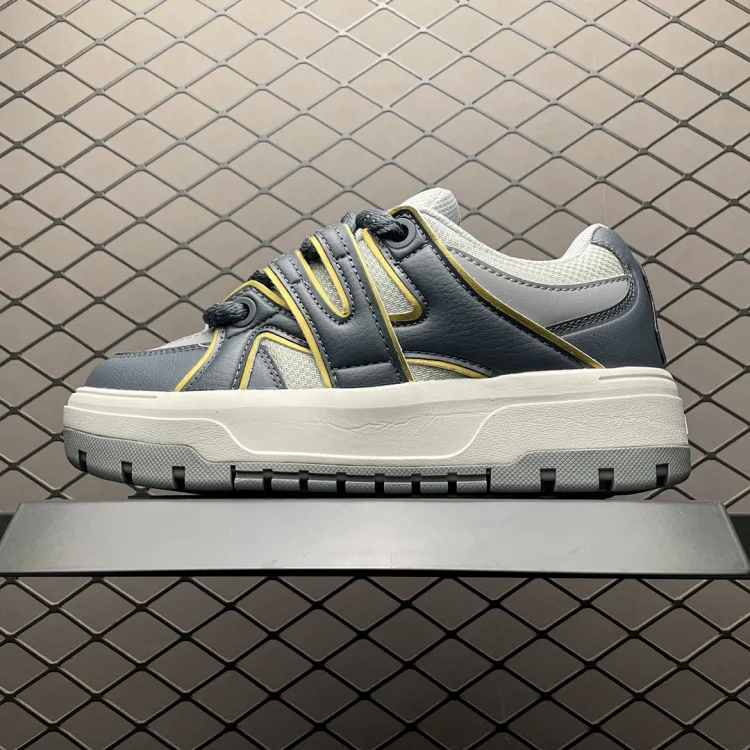 MLB New York Yankees Anti-Slip Wear-Resistant Low-Top Casual Shoes Unisex Gray