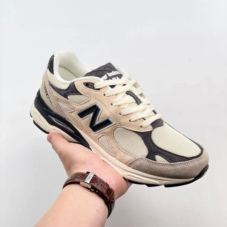 New Balance 990v5 Beige Shoes