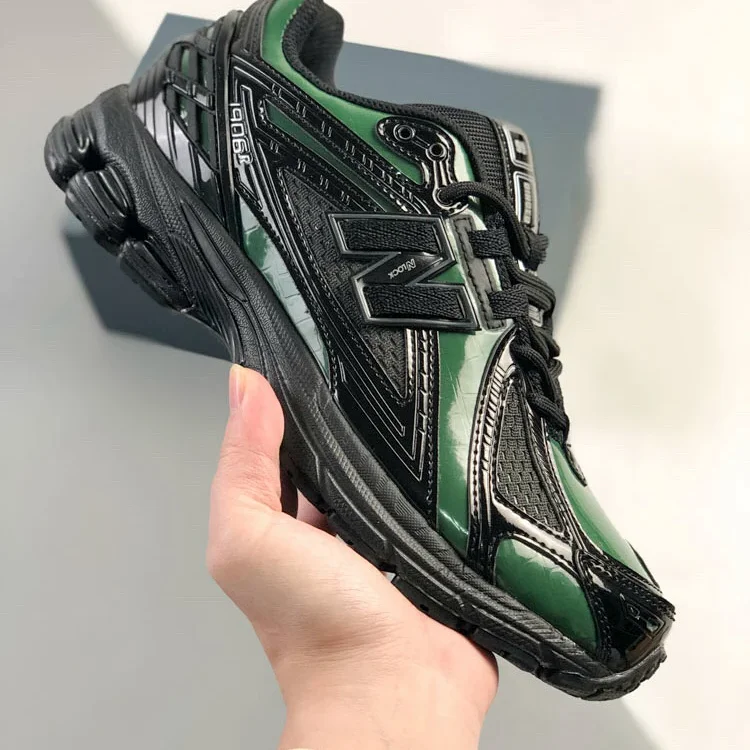 New Balance 990v5 Black Green Shoes