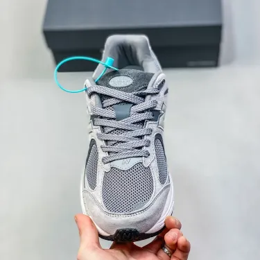 New Balance 990v6 Grey Shoes