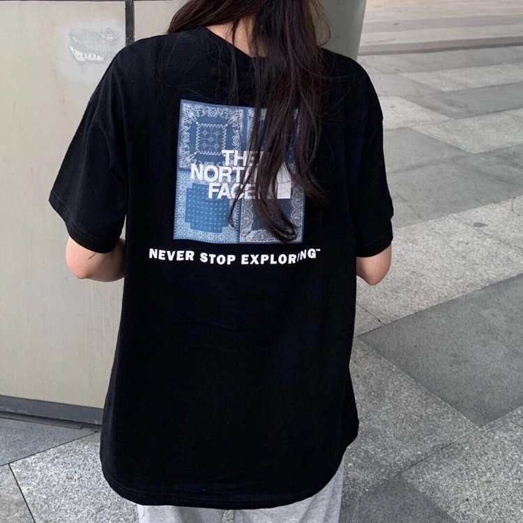 The North Face Men's Short Sleeve T-Shirt in Mixed Gray with Back Square Traverse Logo