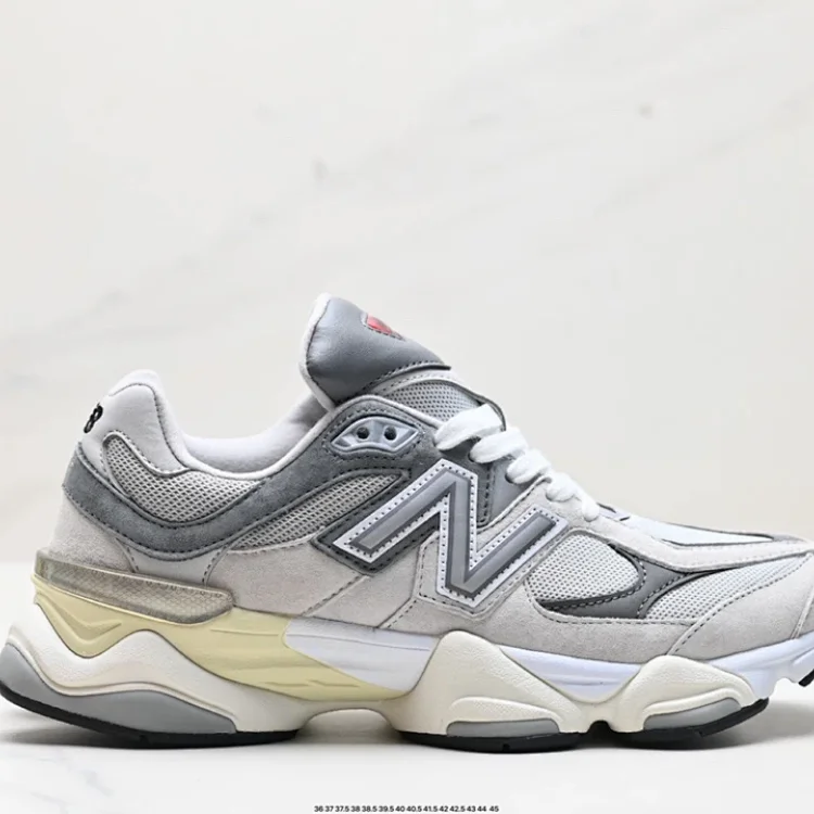 New Balance Sneakers Grey White Shoes