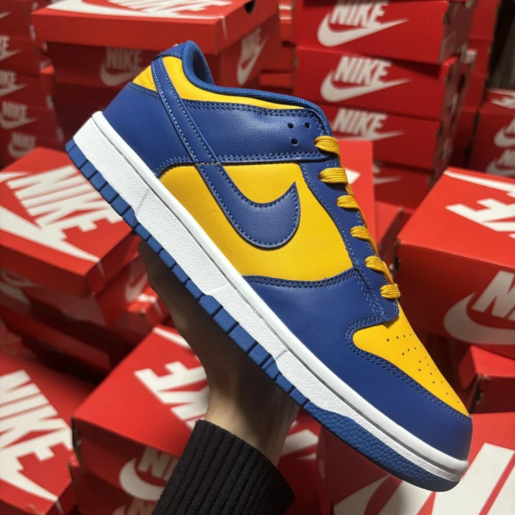 Nike Dunk Low - Blue/Yellow - Shoes