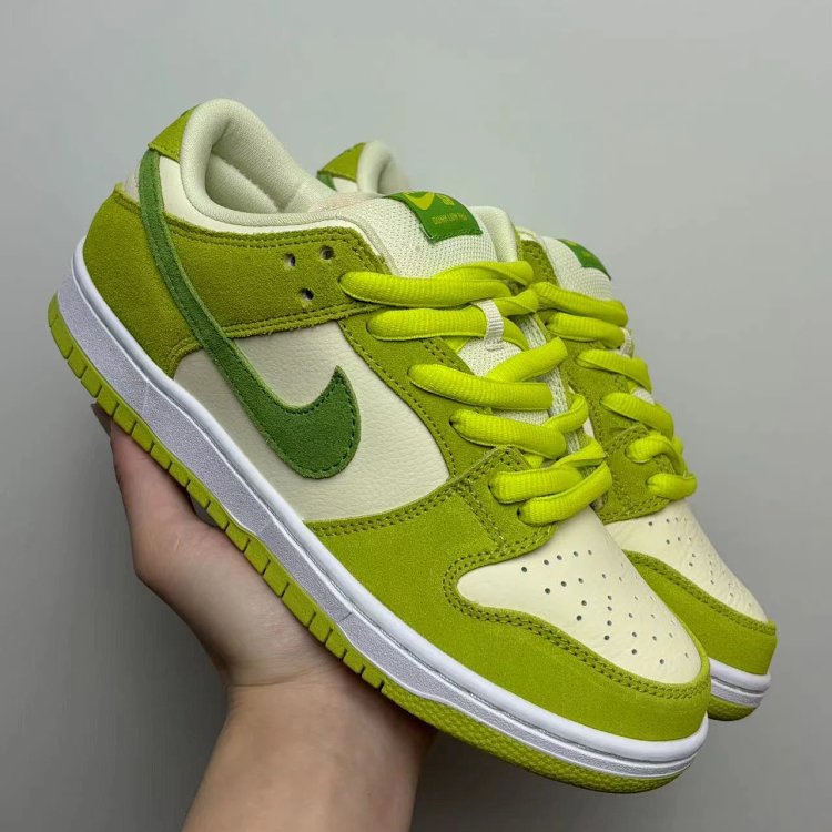 Nike Dunk Low - Lime/Cream Shoes