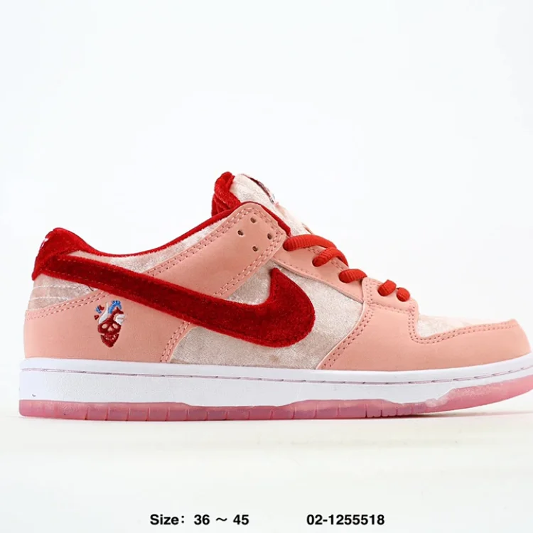 Nike Dunk Low - Pink/Red Shoes