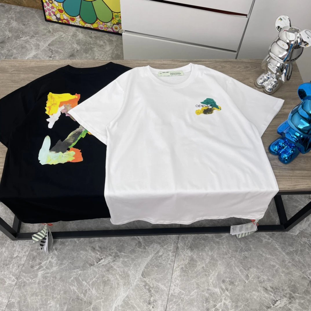 Off-White T-shirt Black & White with Abstract Print