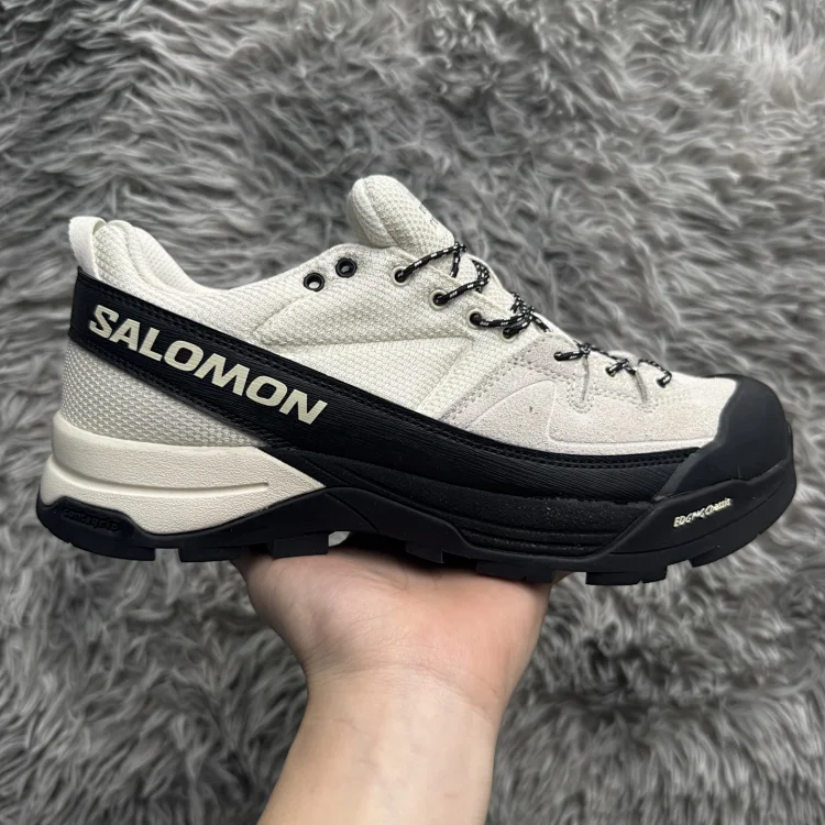 Salomon Hiking Shoes Off-white Black Shoes