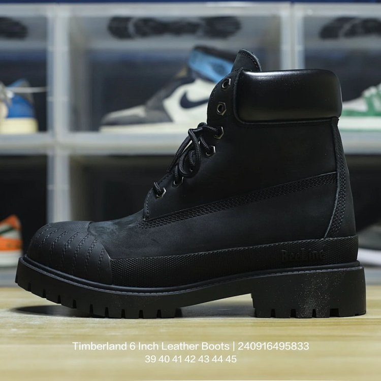 Timberland 6 Inch Leather Boots - Black - Shoes