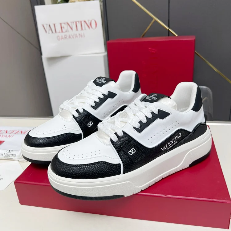 Valentino Garavani Low-top Sneakers Black White Shoes