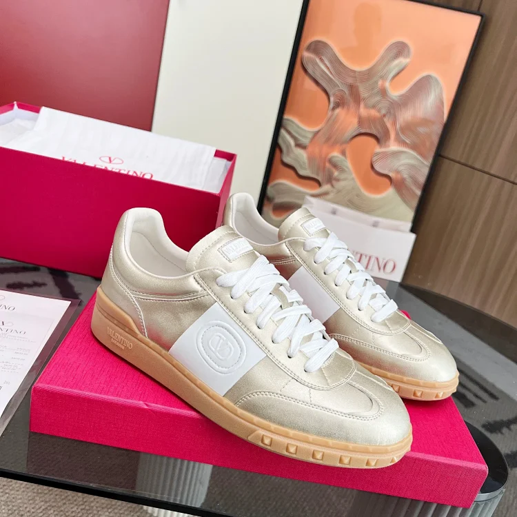 Valentino Sneakers Gold White Shoes